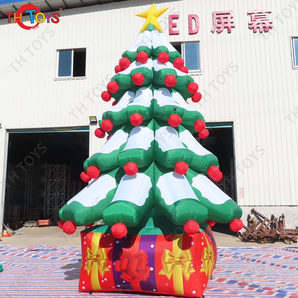 Giant outdoor inflatable green Christmas tree with gift boxes advertising for yard decoration holiday and NewYear events