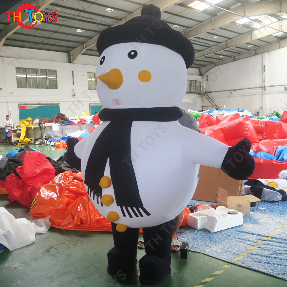 Giant Inflatable Snowman Cartoon for Christmas Holiday Decoration