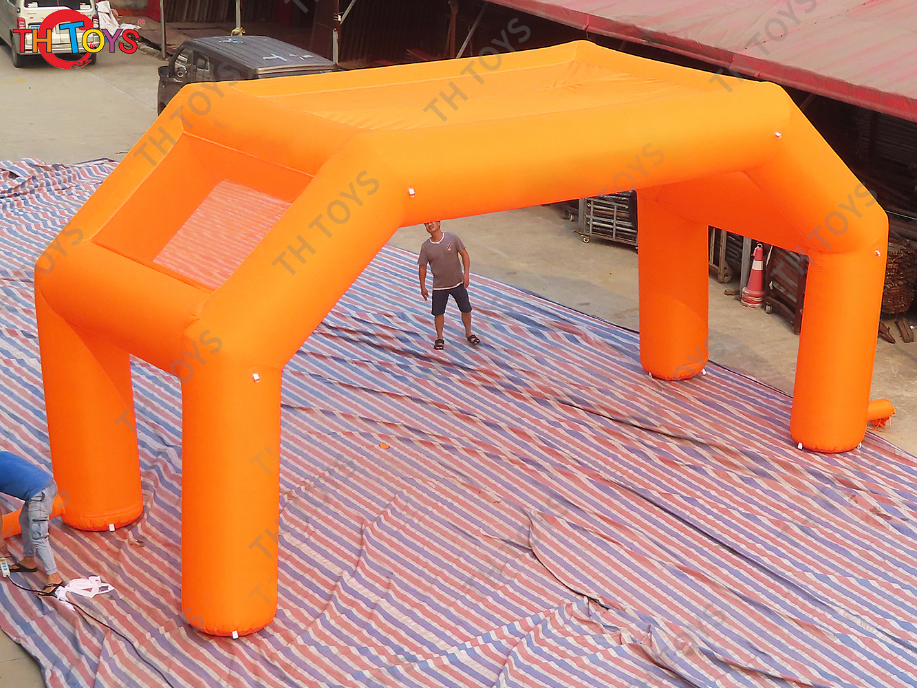 4 Legs Blow Up Inflatable Arch Tent for Sale