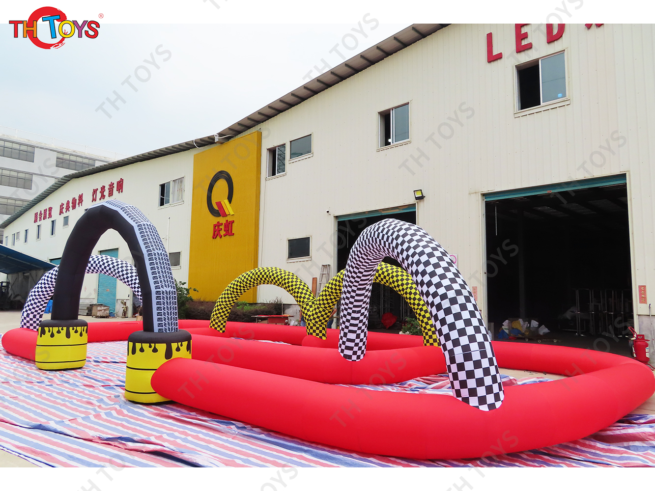 outdoor portable Inflatable Sport Game Zorb Ball Go Kart track,customized inflatable car border