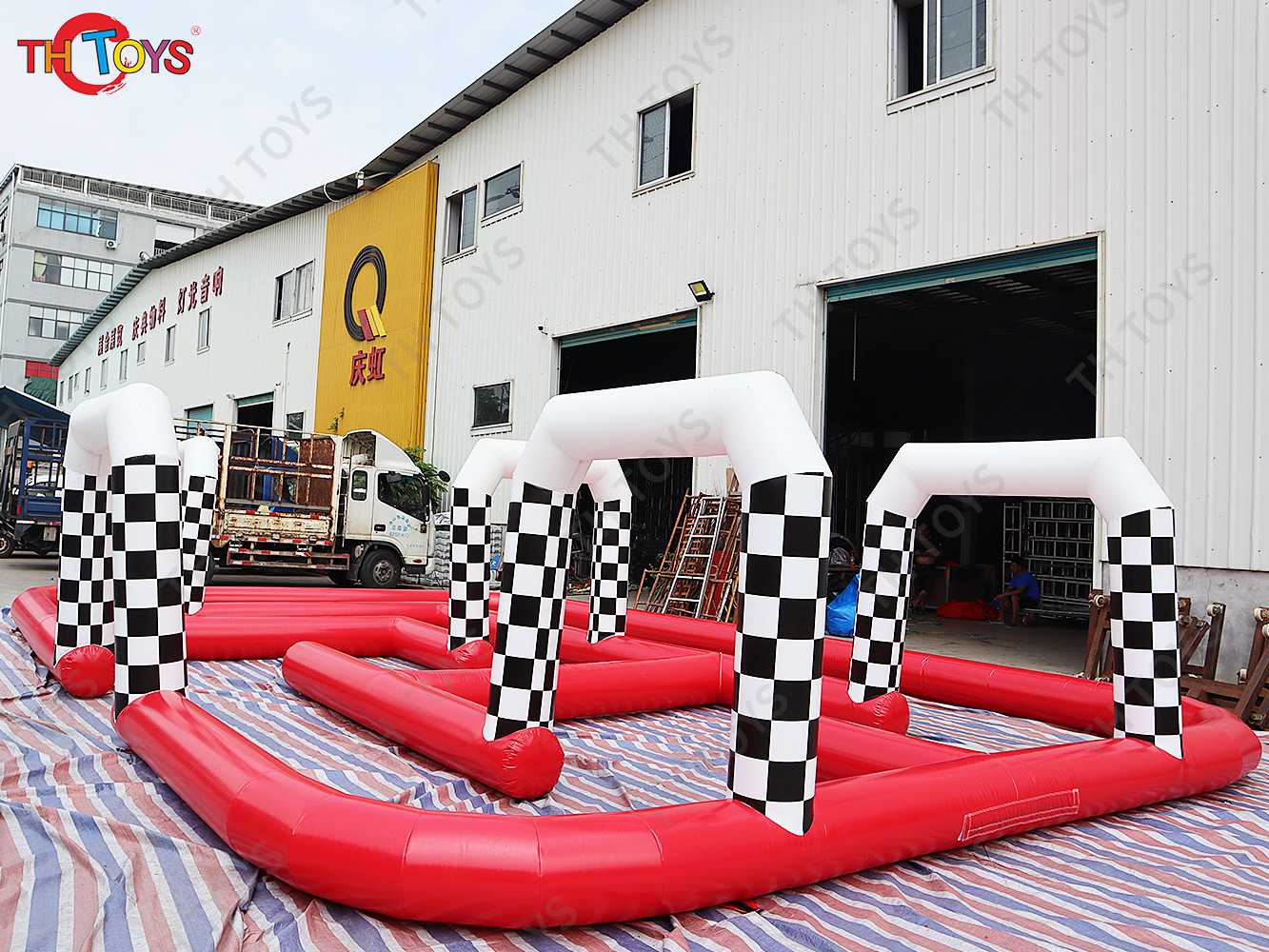 giant outdoor zorb ball airtrack Inflatable Track inflatable racing car go kart track