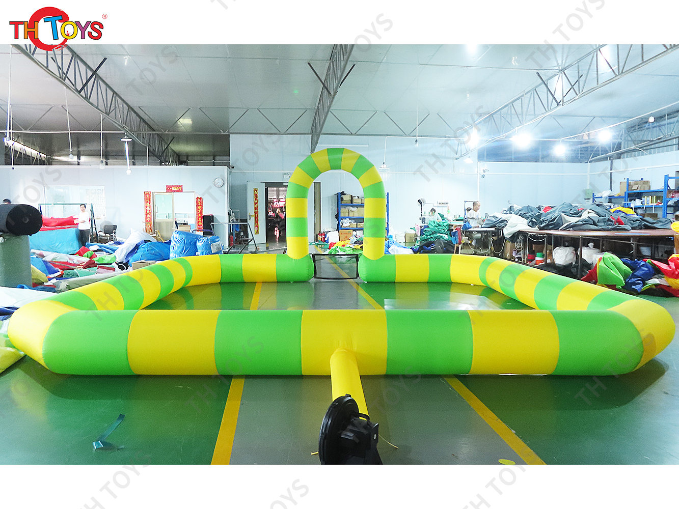 Portable Giant Inflatable Bumper Car Track Go Kart Race Track Custom Made