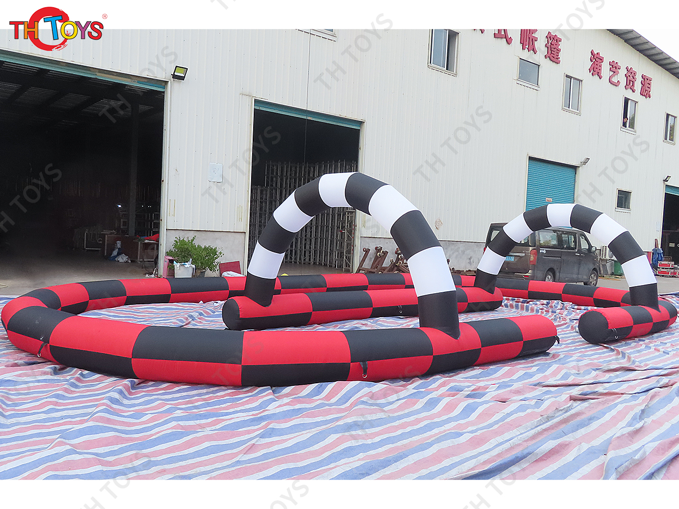 Outdoor Customized Riding Toys Bumper Car Zorb Ball Racing Court Inflatable Go Kart Race Track