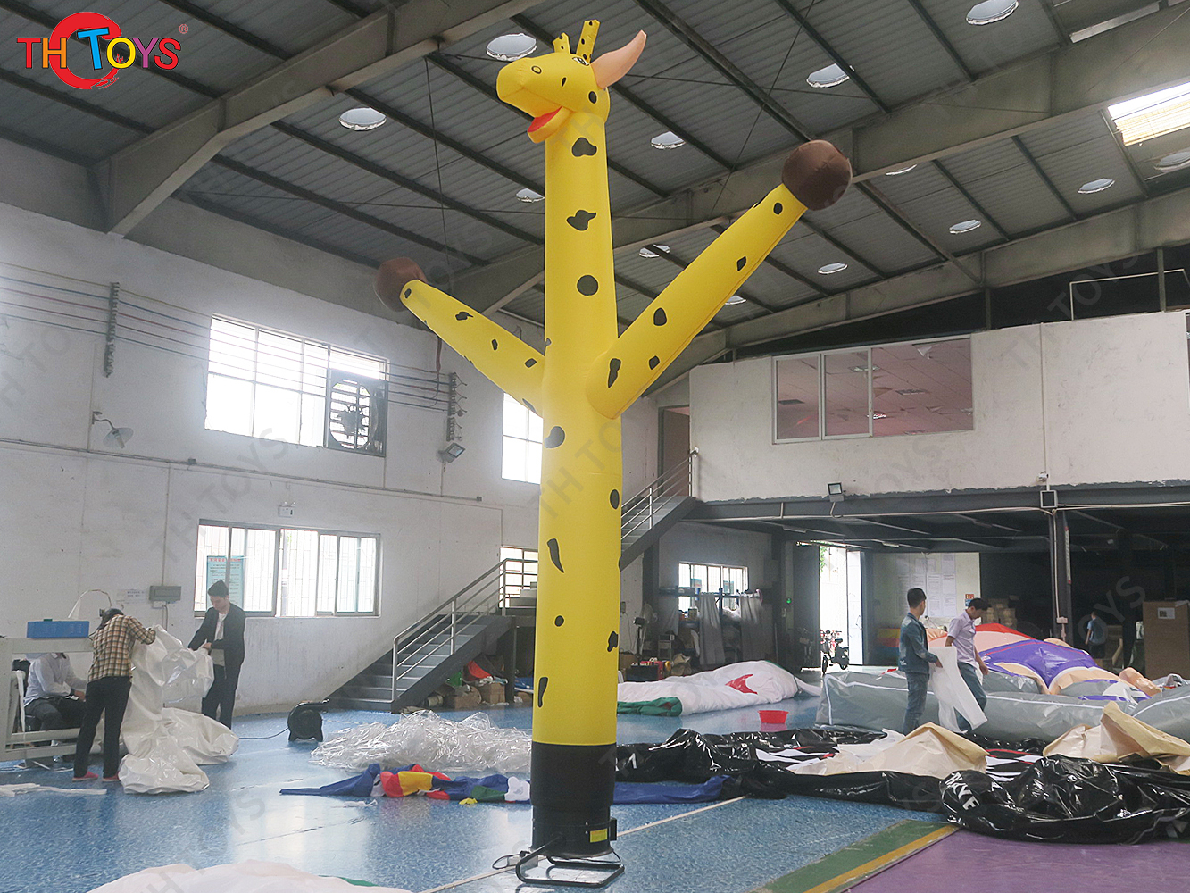 5mH Giant Giraffe Inflatable Sky Dancer Air Dancing Animals Replica with Blower
