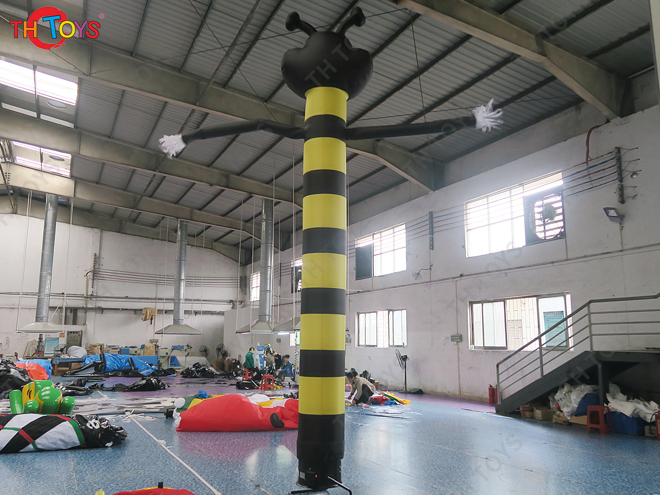 5mH Giant Giraffe Inflatable Sky Dancer Air Dancing Animals Replica with Blower