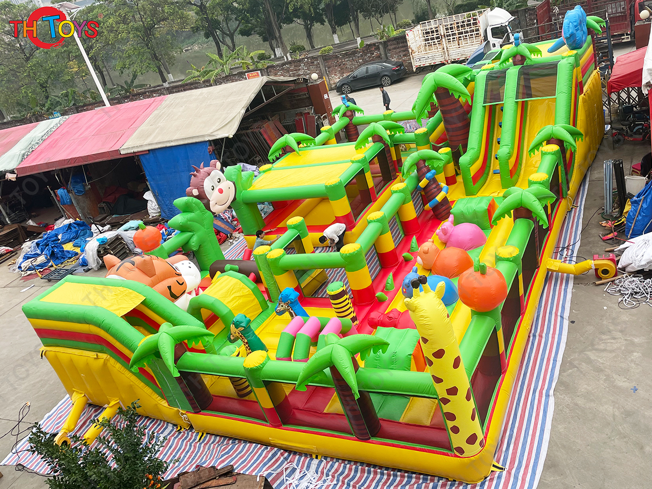 15x10m Giant Inflatable Toys hüpfburg Bouncer Playground Zoo Themed Bouncy Castle with Slide and Obstacles for Sale
