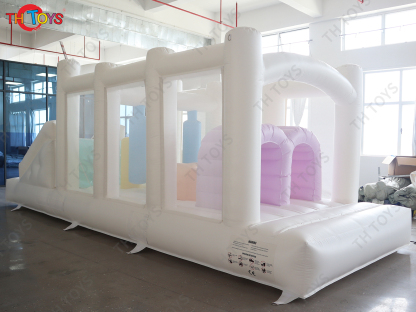 7x2.5m inflatable obstacle course,kids commercial white bouncy slide with obstacle toys for sale