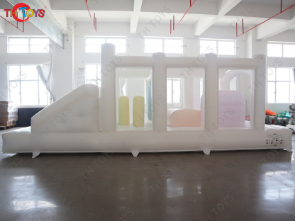7x2.5m inflatable obstacle course,kids commercial white bouncy slide with obstacle toys for sale