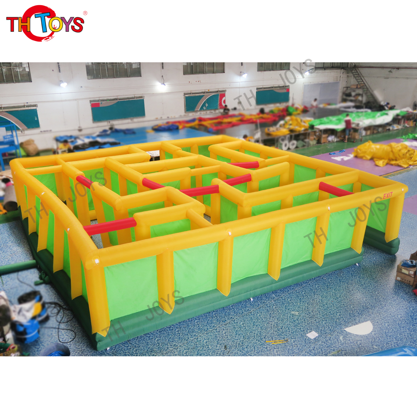 Inflatable Maze08