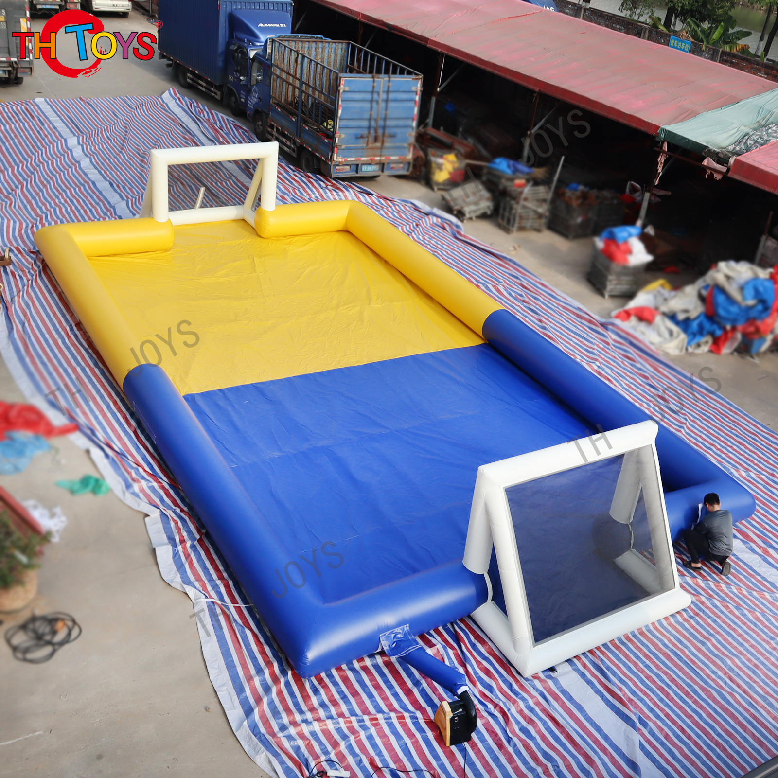 Inflatable Court-01
