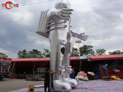 Silver Giant Inflatable Astronaut Hero Air Blow Spaceman Standing Balloon Advertising Props for Event Stage Decoration