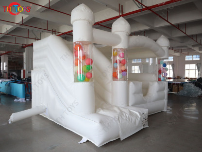 Inflatable white bouncy house with floating balloons, commercial wedding bouncy castle with slide combos