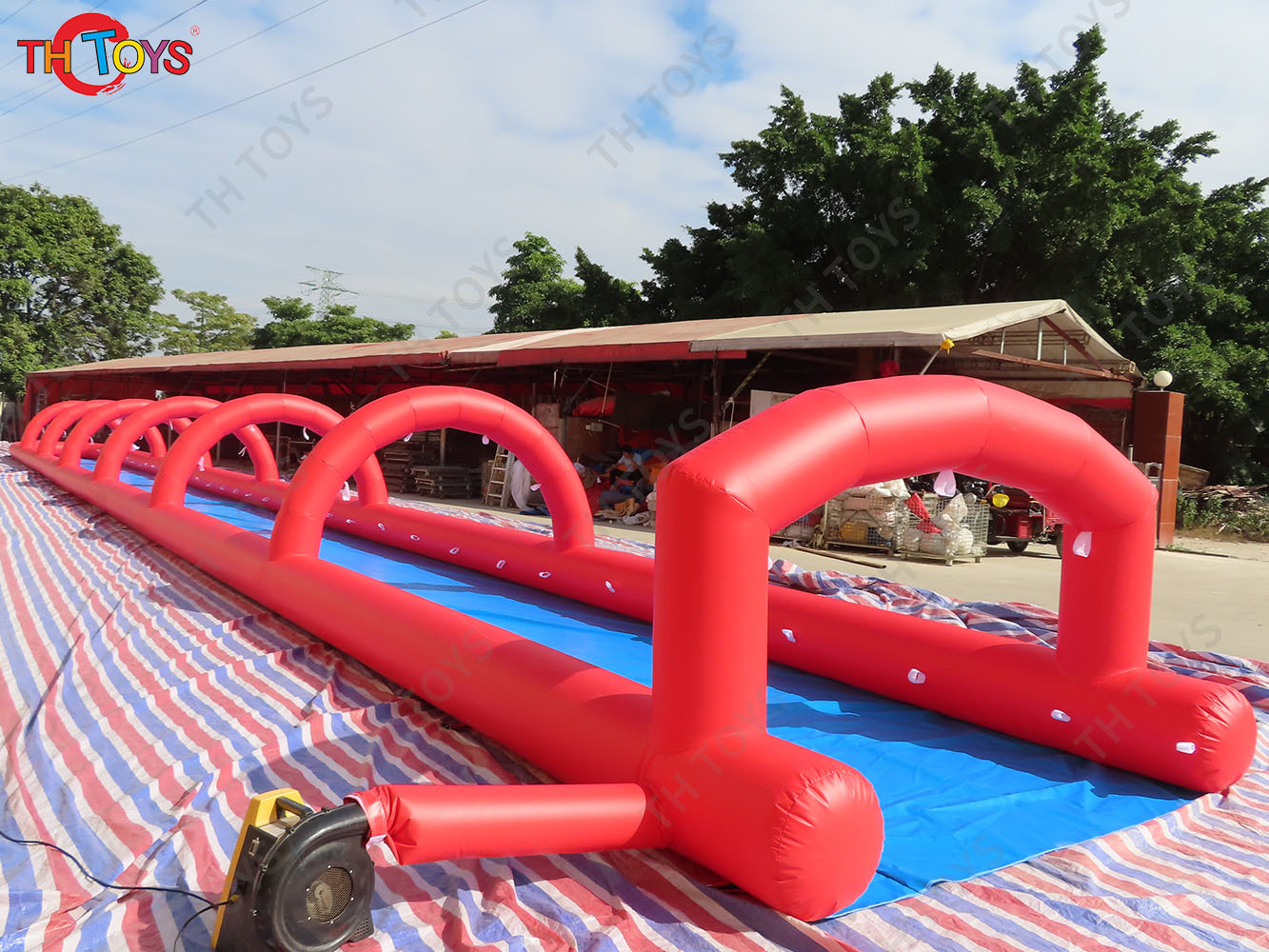 Red Inflatable Slip N Slide Inflatable Water Slider Summer Yard Slippy Inflatable Slide Come with Blower