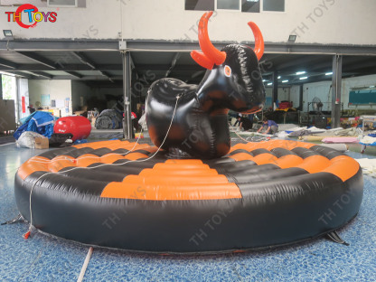 human inflatable bull ride game,pull-riding rodeo game inflatable, inflatable bull fighting carnival game