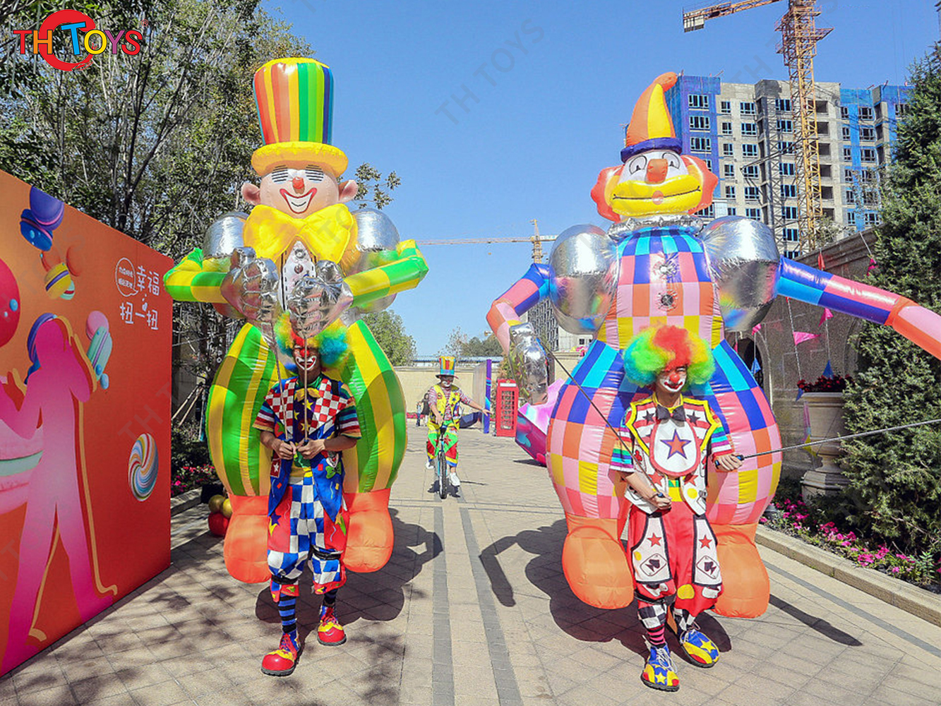 Cartoon Clown Walking Dance Inflatable Air Model for Playground Performance Props Festival Supermarket Circus Puppet