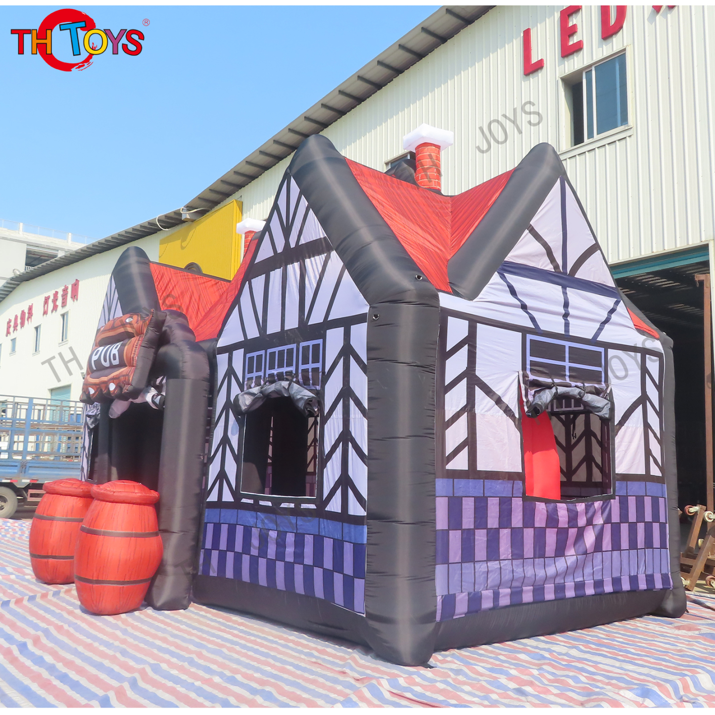 Inflatable Pub08