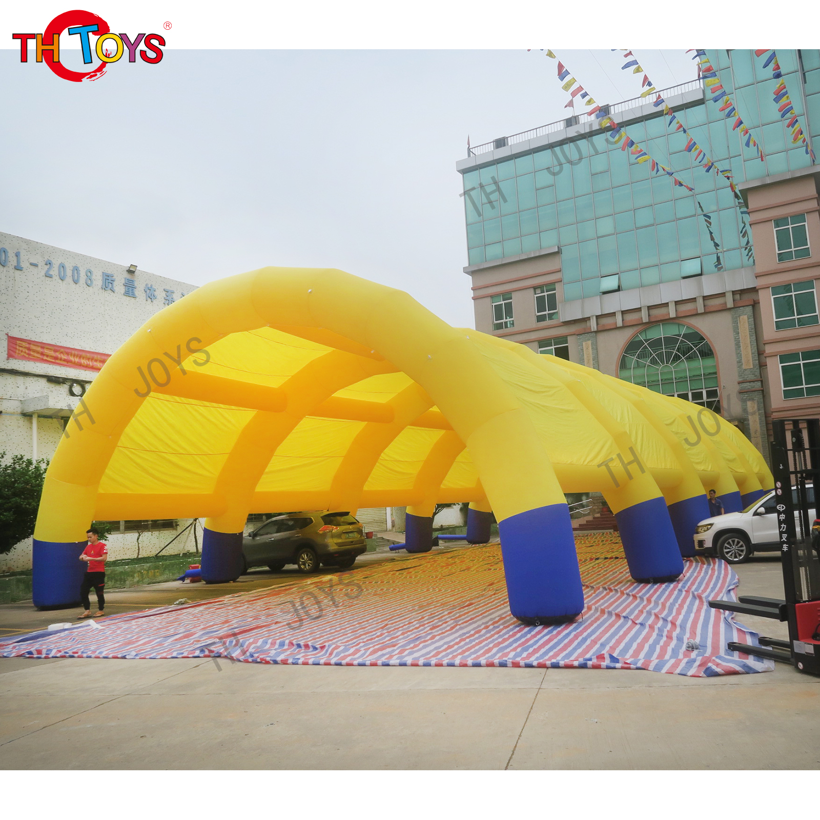 Inflatable spider tents06