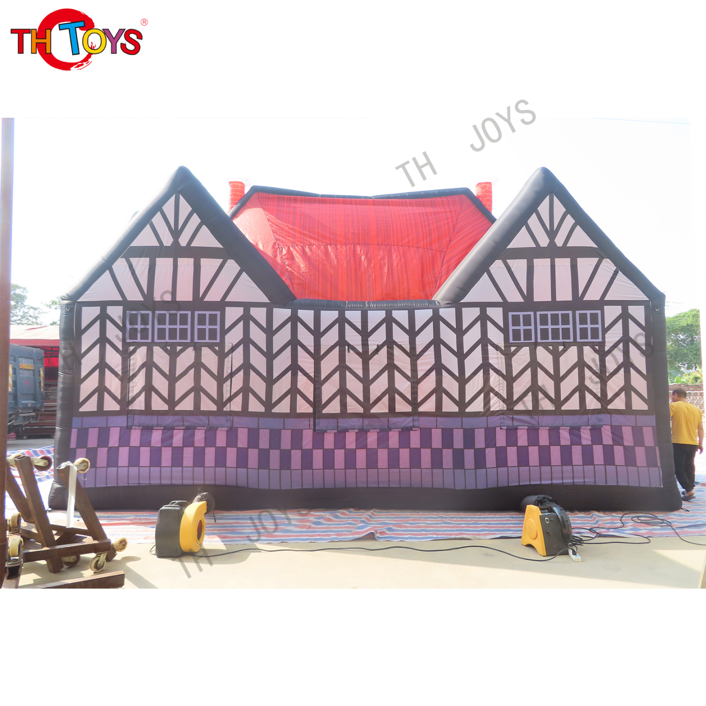 Inflatable Pub08