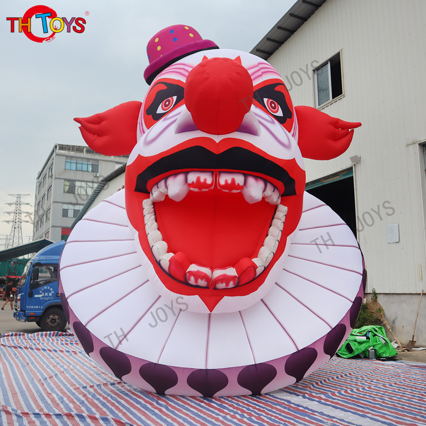 inflatable clown inflatable joker The scary clown Halloween installation Halloween decoration