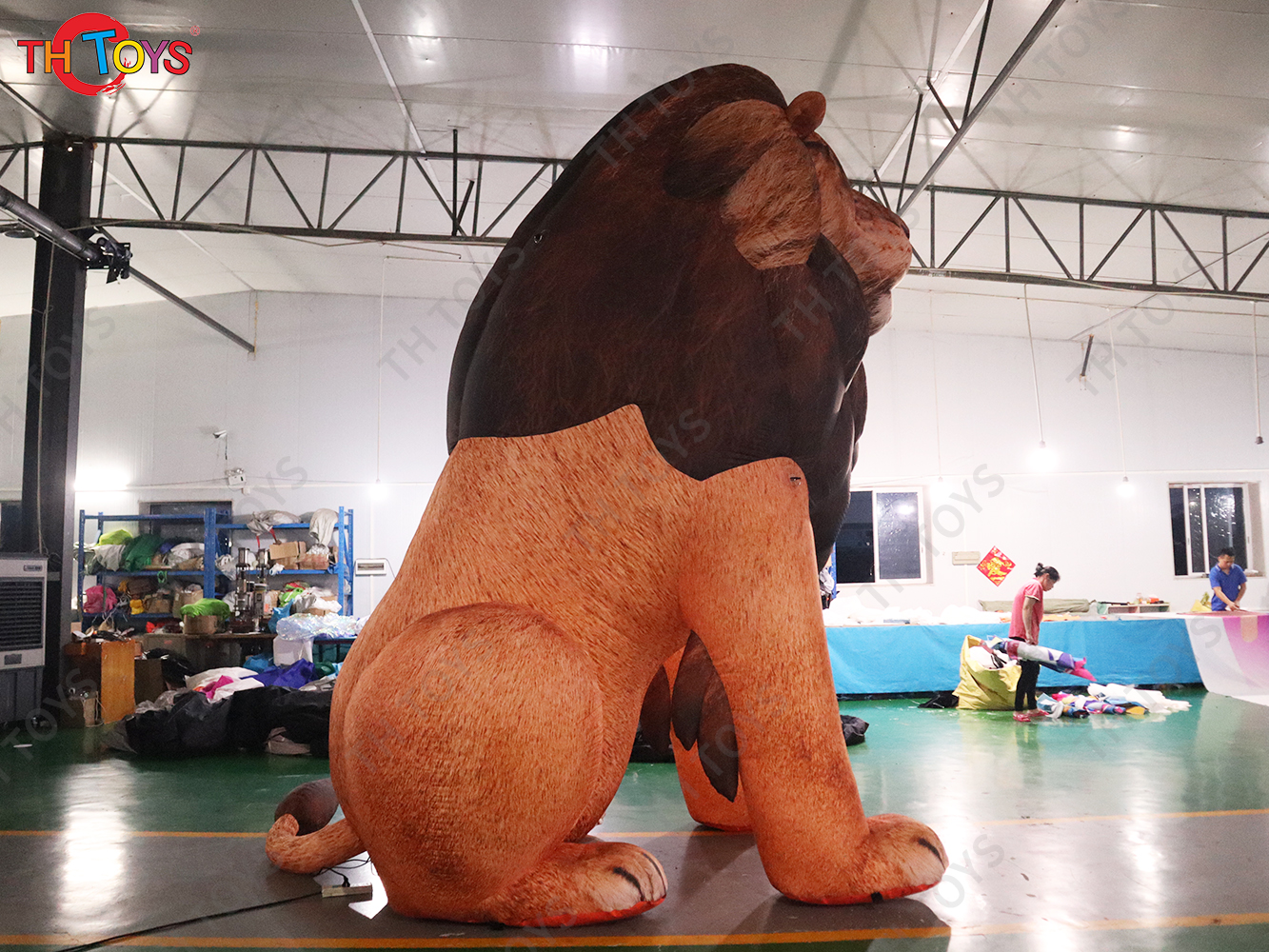 Outdoor Lifelike Giant Inflatable Lion Large Realistic Inflatable Animal Replicas For Park Decoration