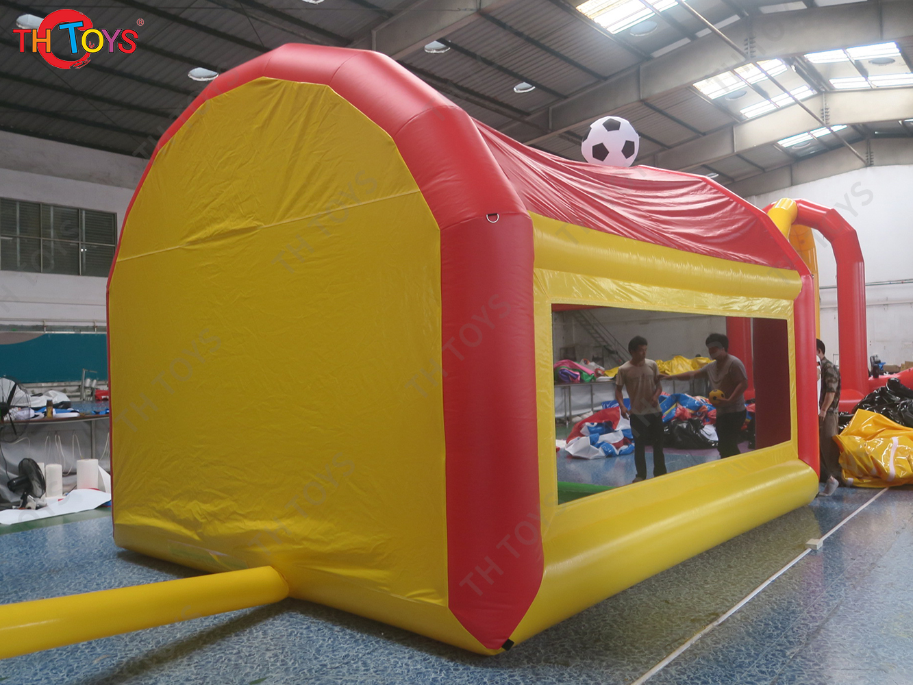 4x3m Inflatable Football Shoot Out Game Inflatable Football Kicking Shooting Goal