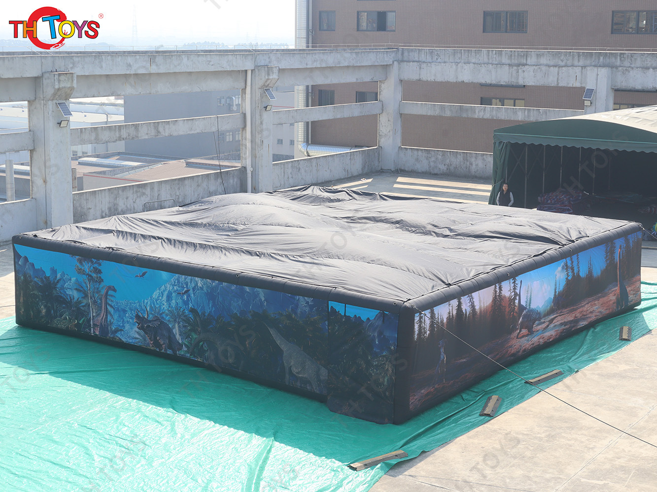 Inflatable dinosaur maze with black tent, customized inflatable obstacle maze laser tag game cube tent