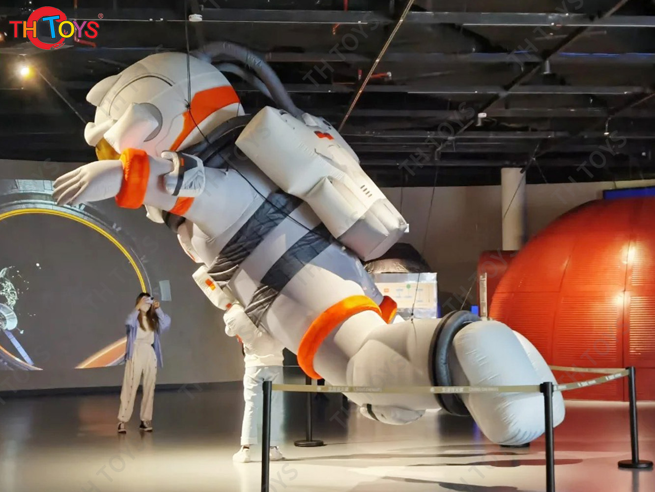 Giant Inflatable Astronaunt Replica Model Outdoor Advertising Inflatable Spaceman Character with Blower