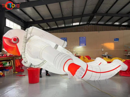 Outdoor Giant Inflatable Spaceman Inflatable Astronaut with led light for advertising
