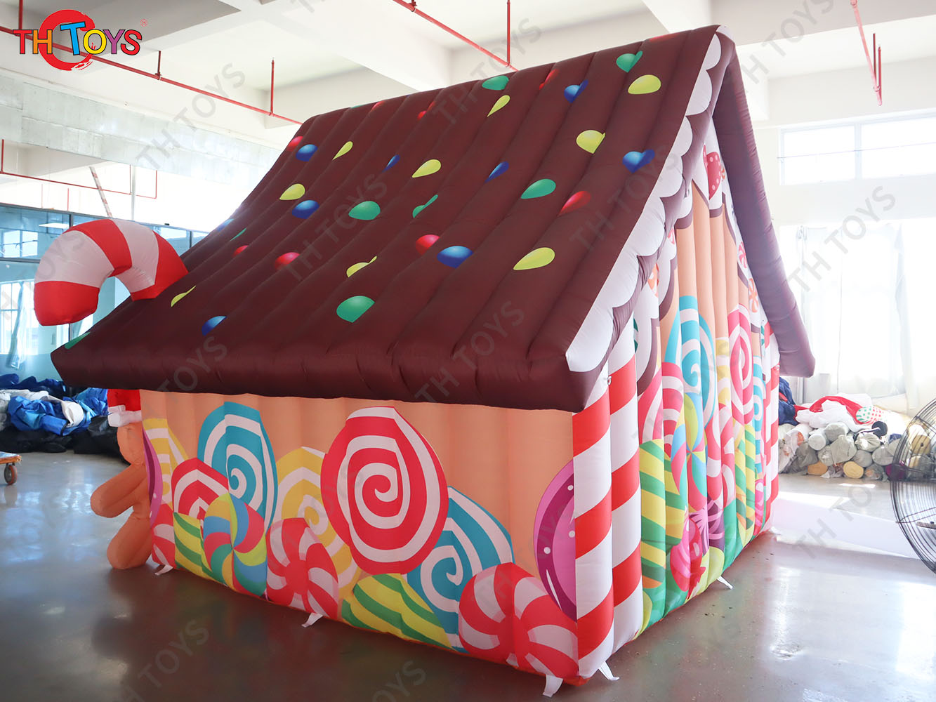 Inflatable Christmas House Candy Theme Inflatable Santa House Cabin For Xmas Party Events