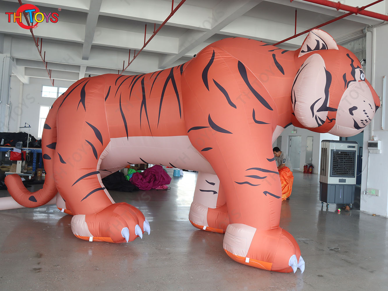 Fast Shipping 3m Tall Giant Inflatable Tiger for Outdoor Decoration Advertising Air Blow Up Walking Tiger Replica Mode