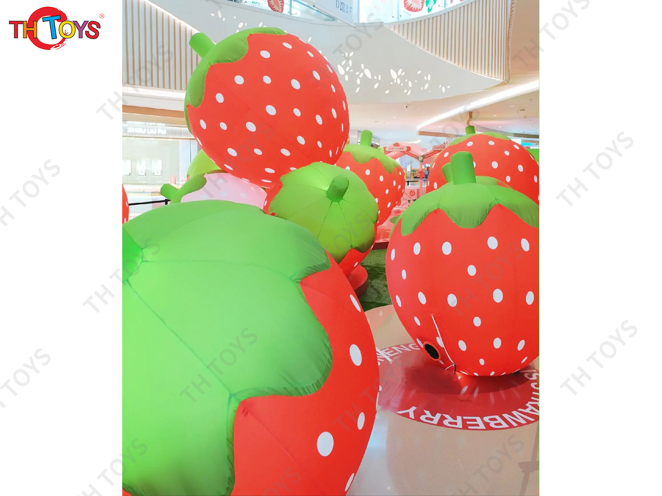 Giant Inflatable Strawberry Balloon 3D Blow Up Strawberry Inflatables Air Balloon for Stage Decoration