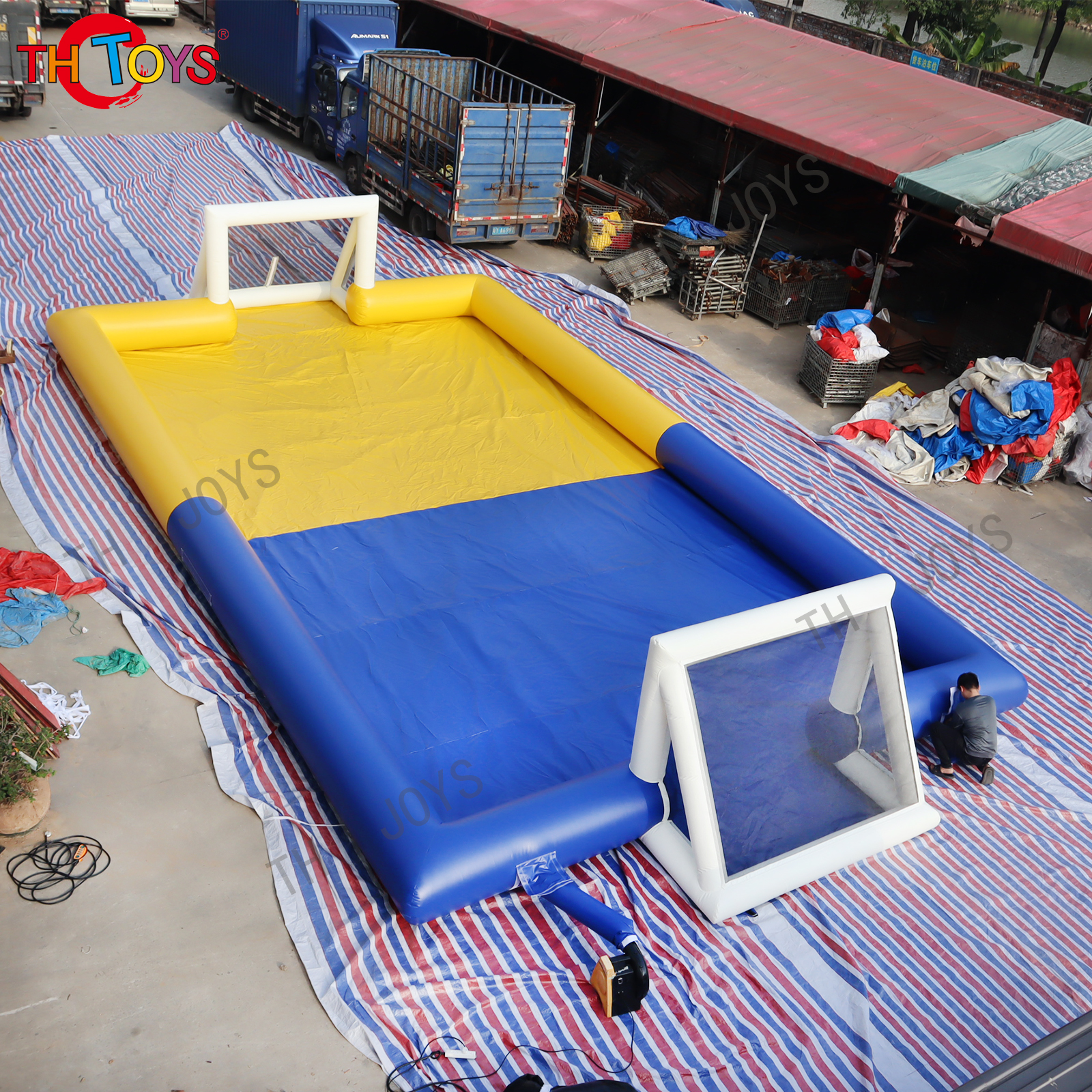 Inflatable Court-12