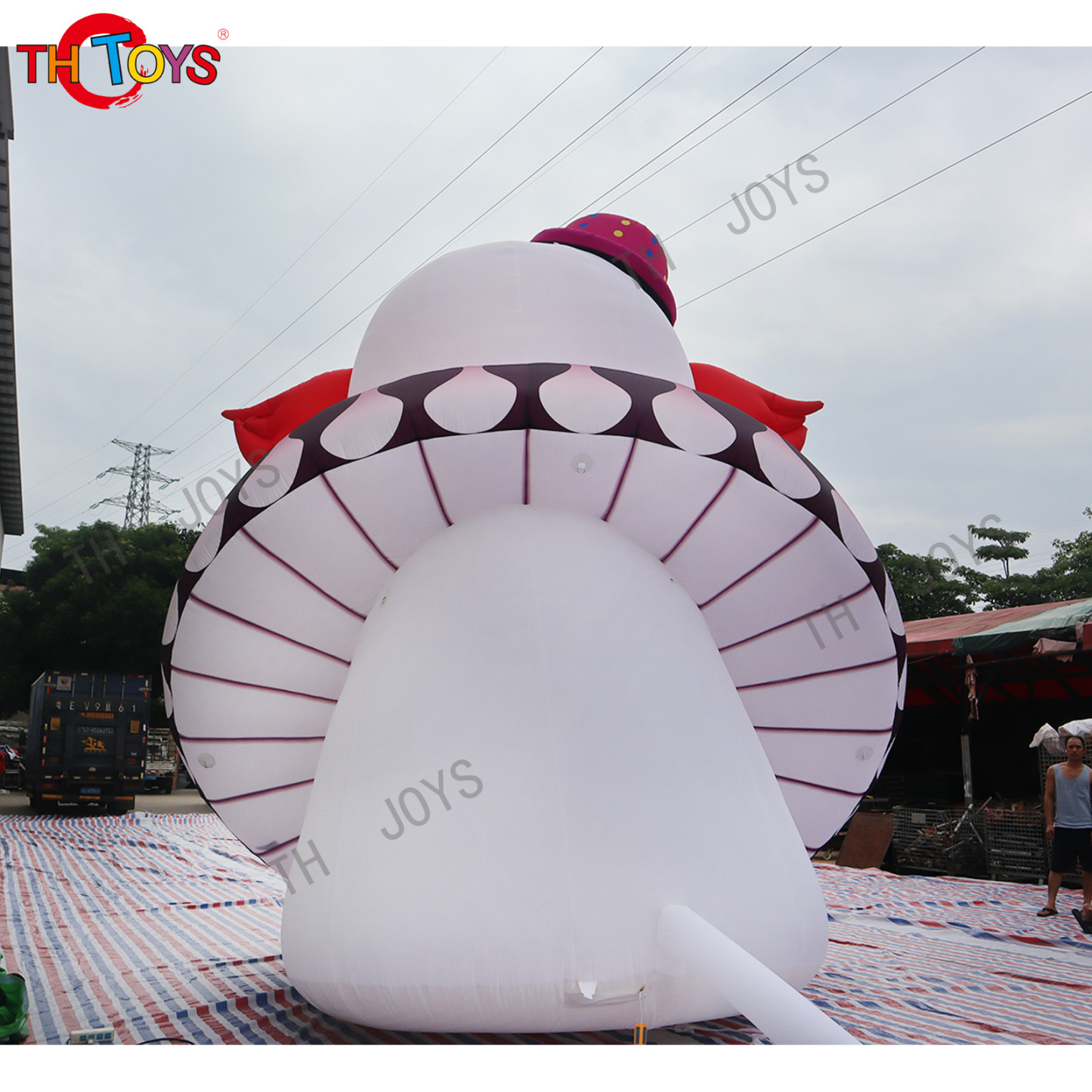 inflatable clown inflatable joker The scary clown Halloween installation Halloween decoration