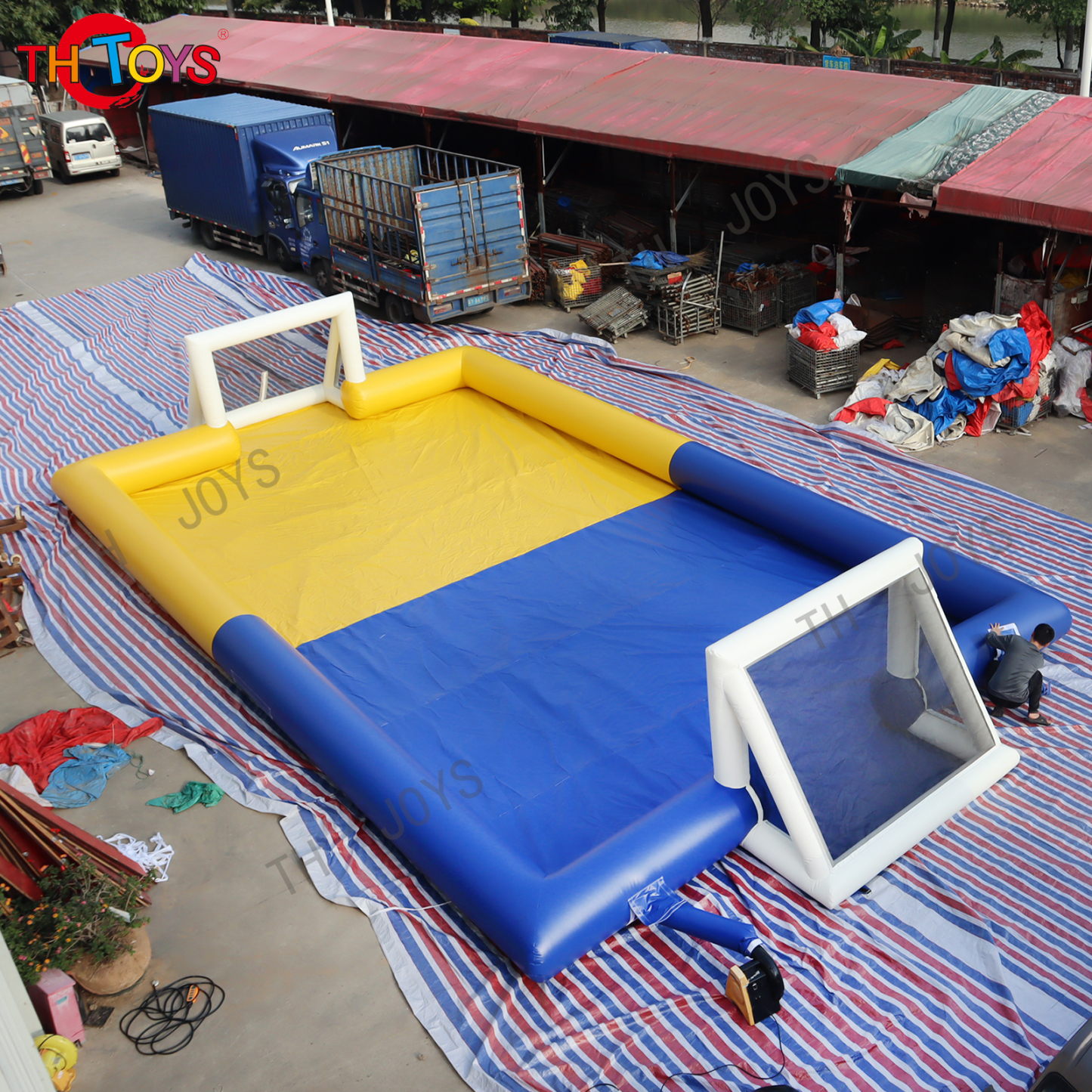 Inflatable Court-12