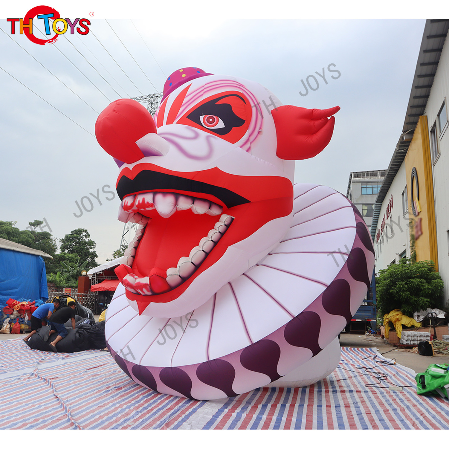 inflatable clown inflatable joker The scary clown Halloween installation Halloween decoration