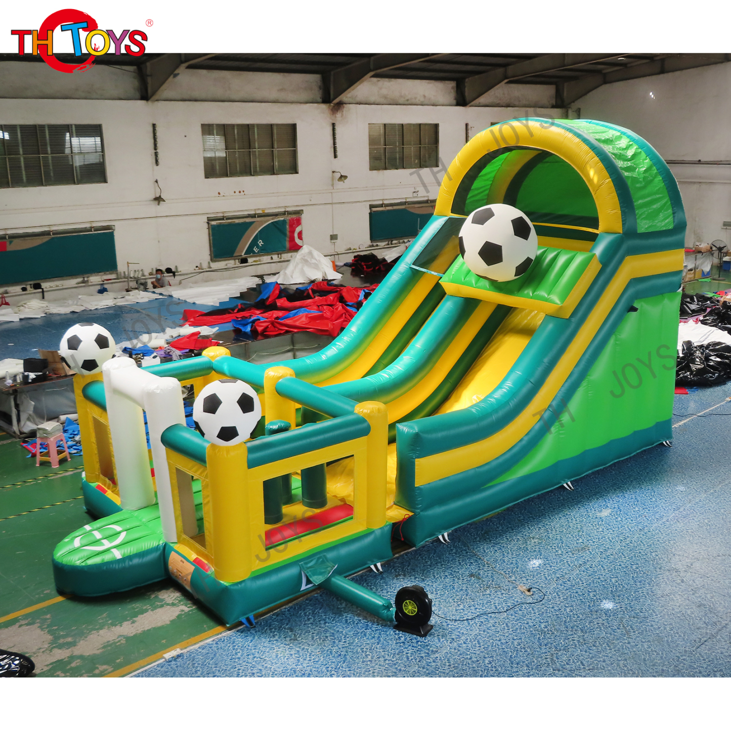 Inflatable slide-13