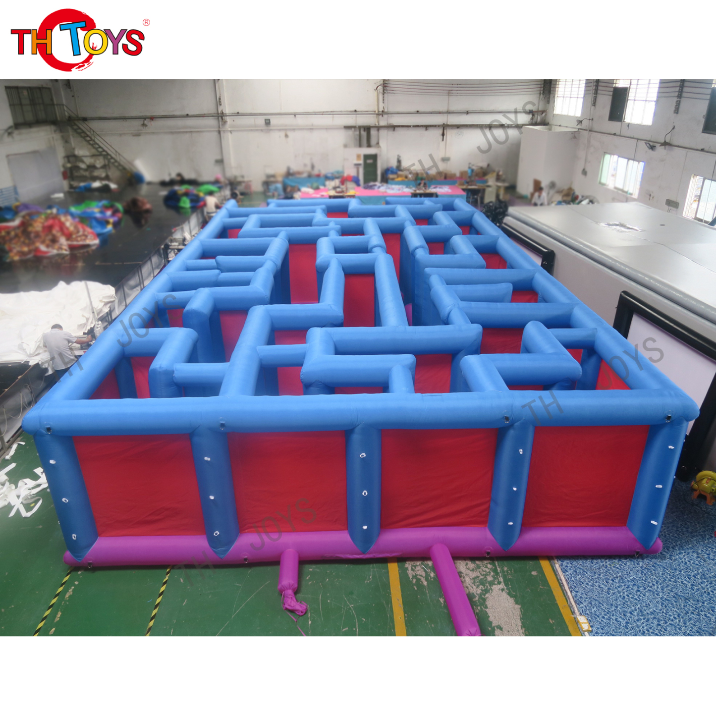 Inflatable Maze13