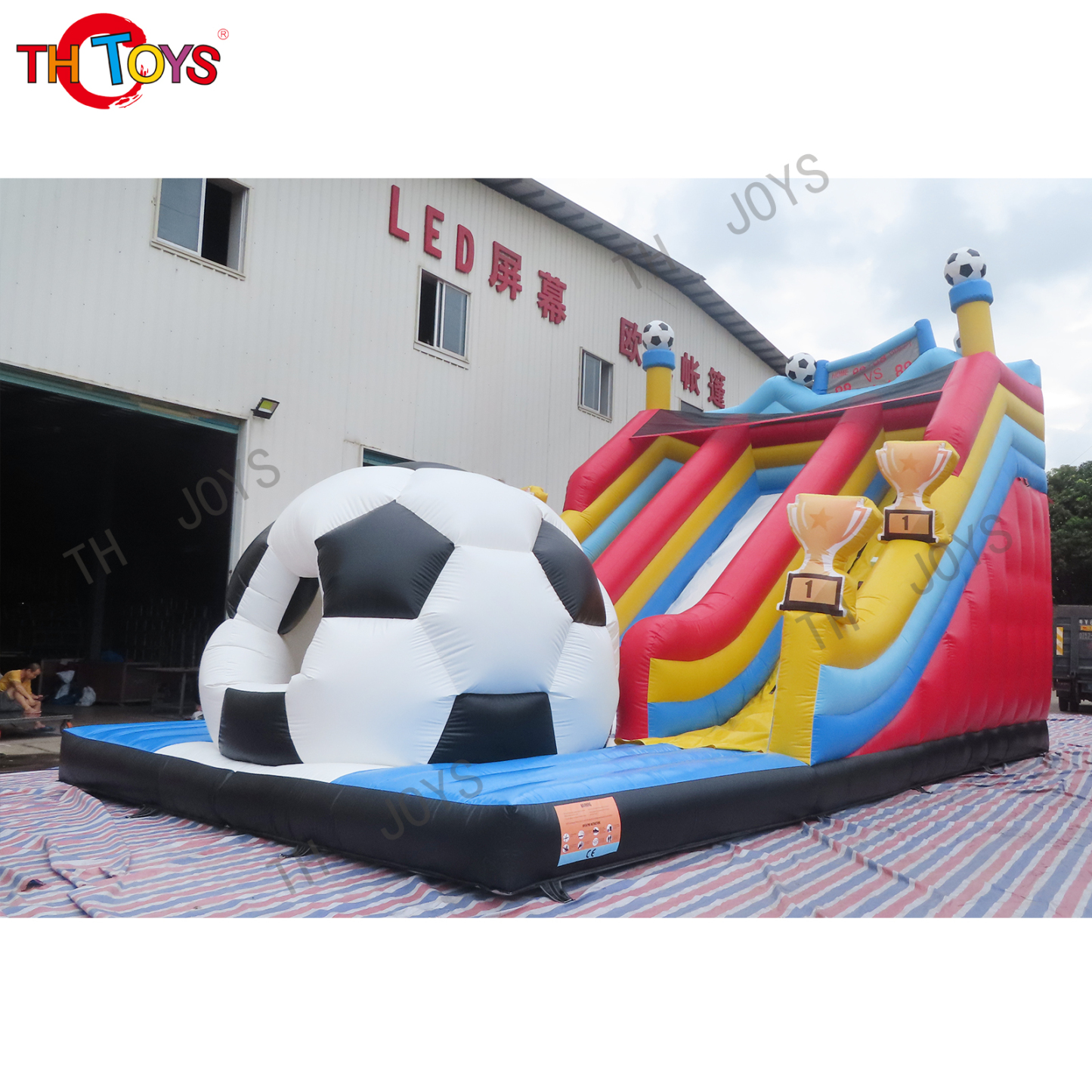 Inflatable slide-14