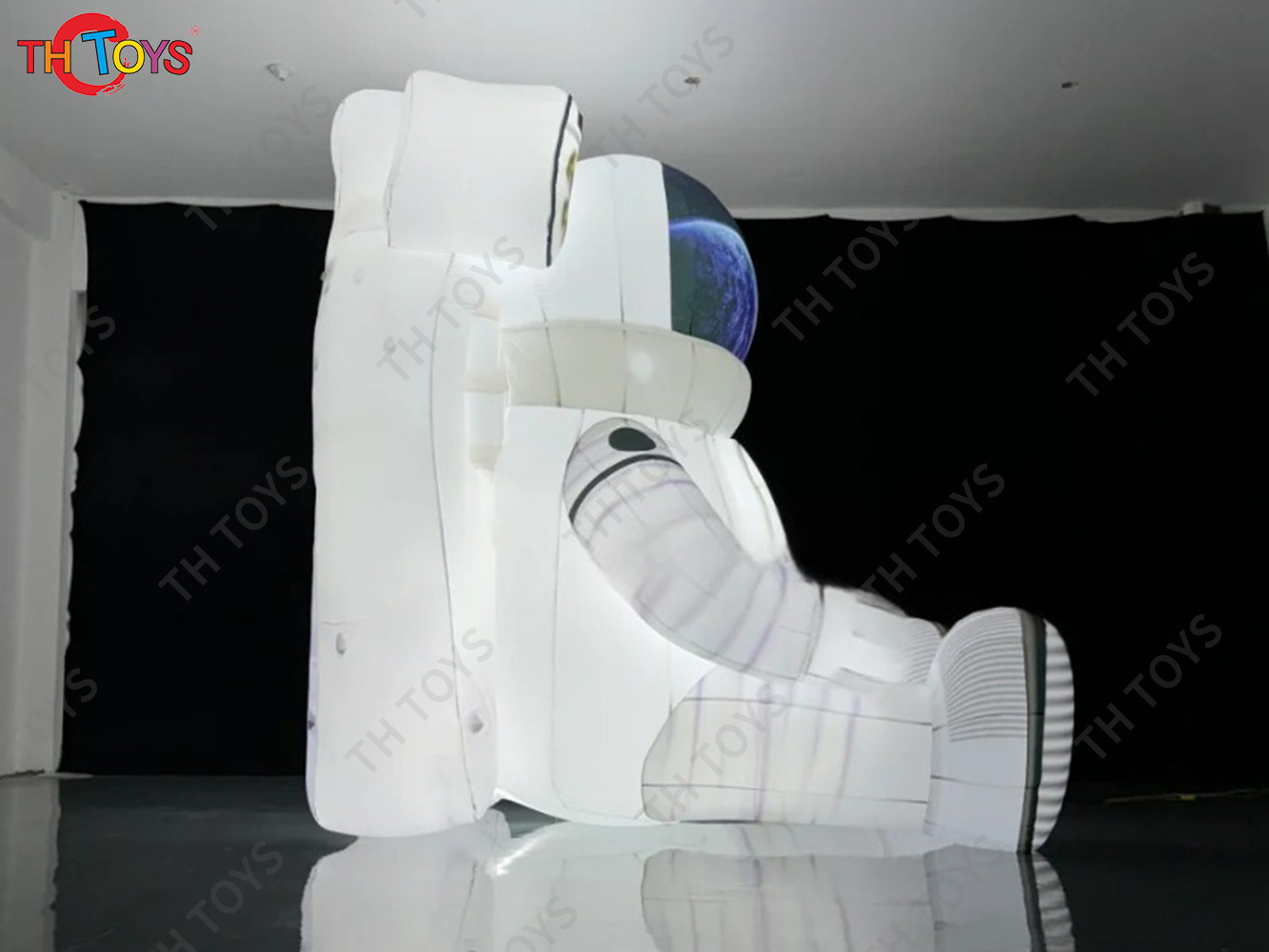 4m High Lighting Inflatable Astronaunt Model on Moon Sitting Inflatable Spaceman Air Balloon Advertising Ground Balloon