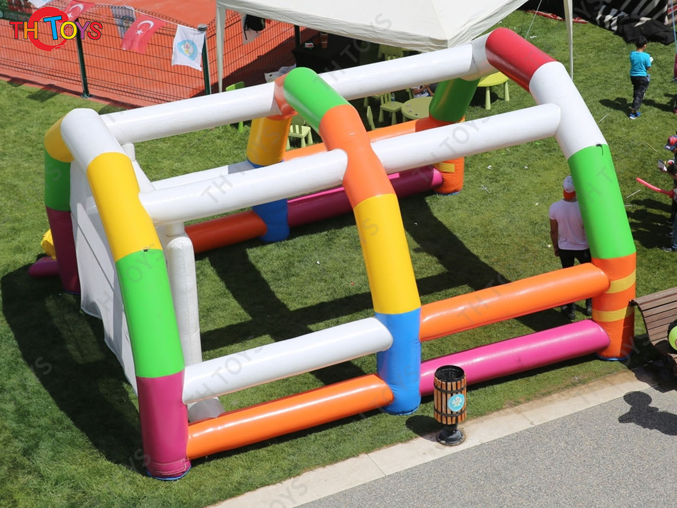 Commercial Inflatable Soccer Goal Football Shoot Out Game with Blower