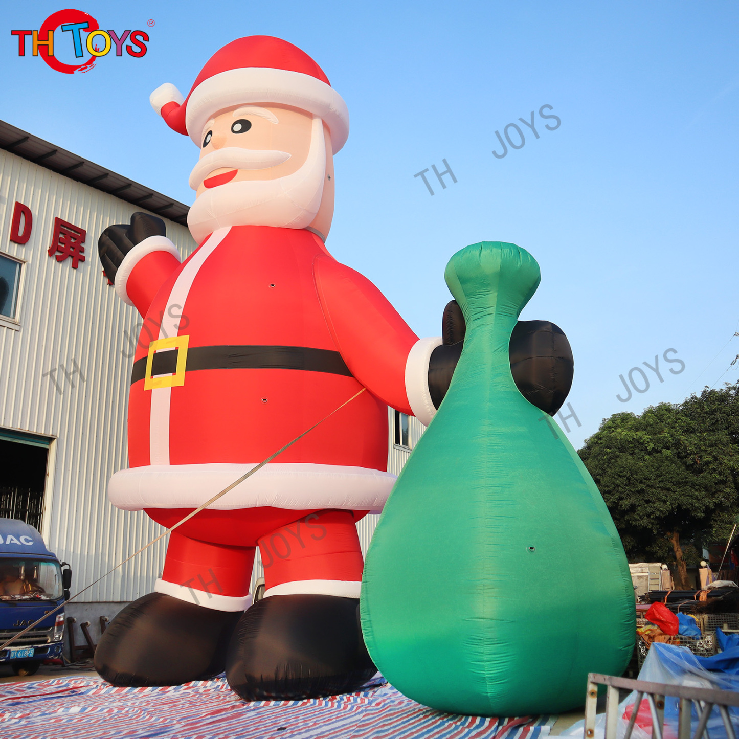 Custom Huge Inflatable Santa Yard Giant Christmas Ornaments Inflatable Santa Claus For Christmas Decoration