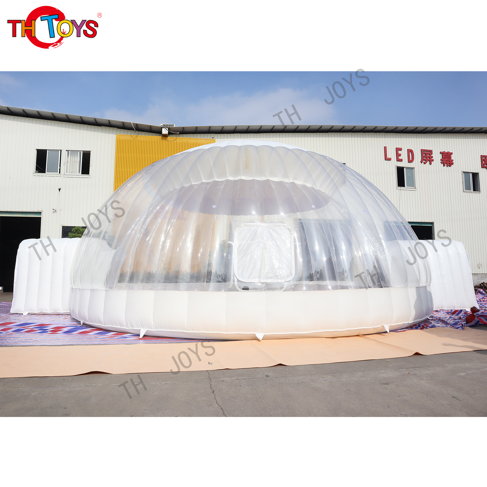 Inflatable Bubble Room-16