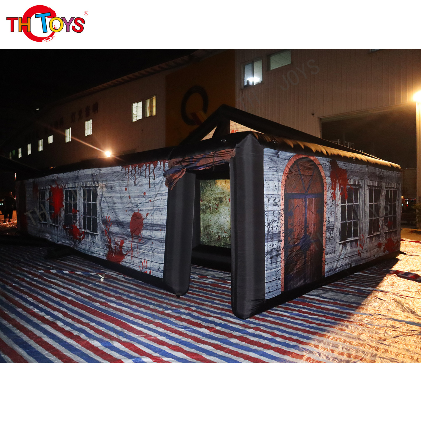 Commercial halloween haunted house inflatable maze