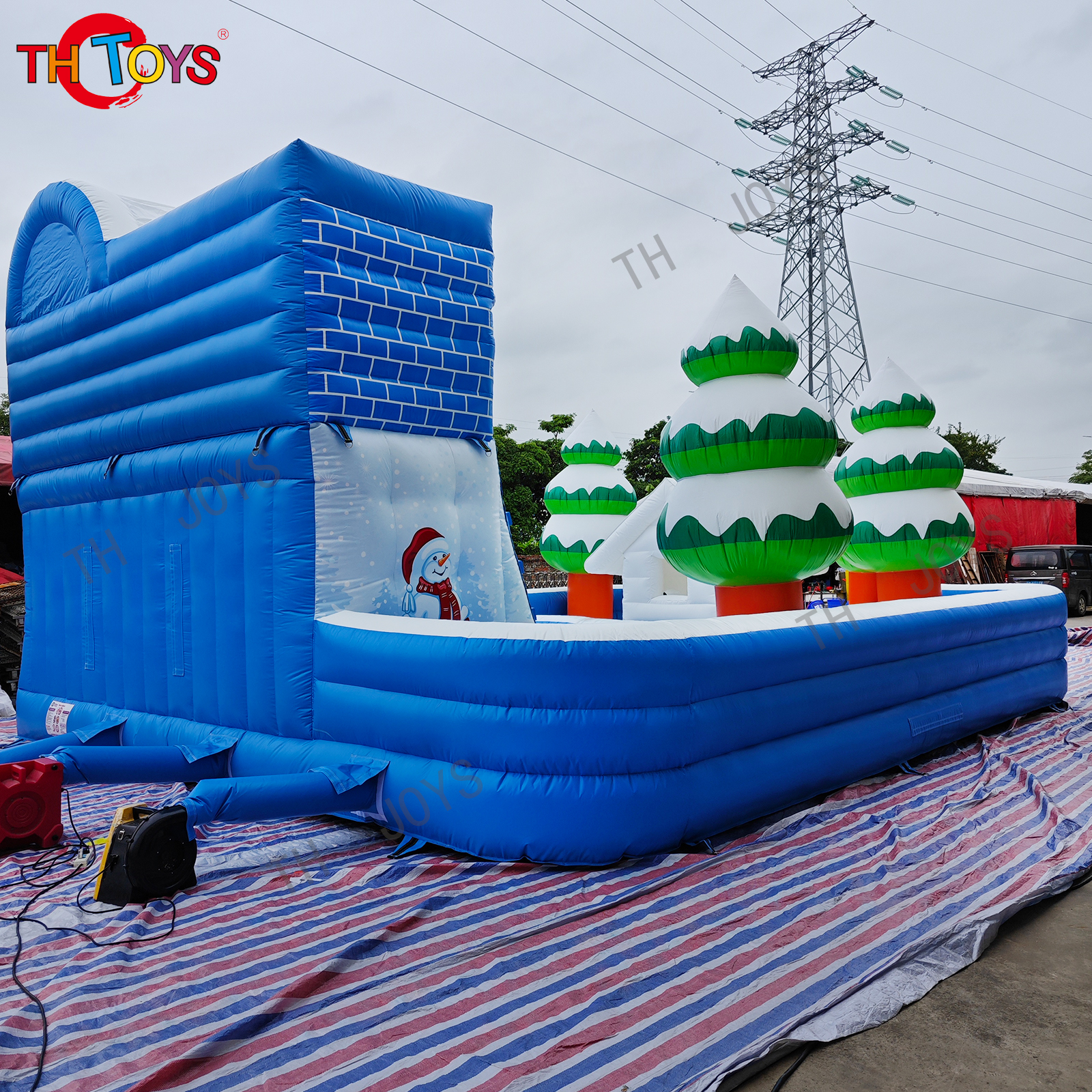 Inflatable Christmas bouncer