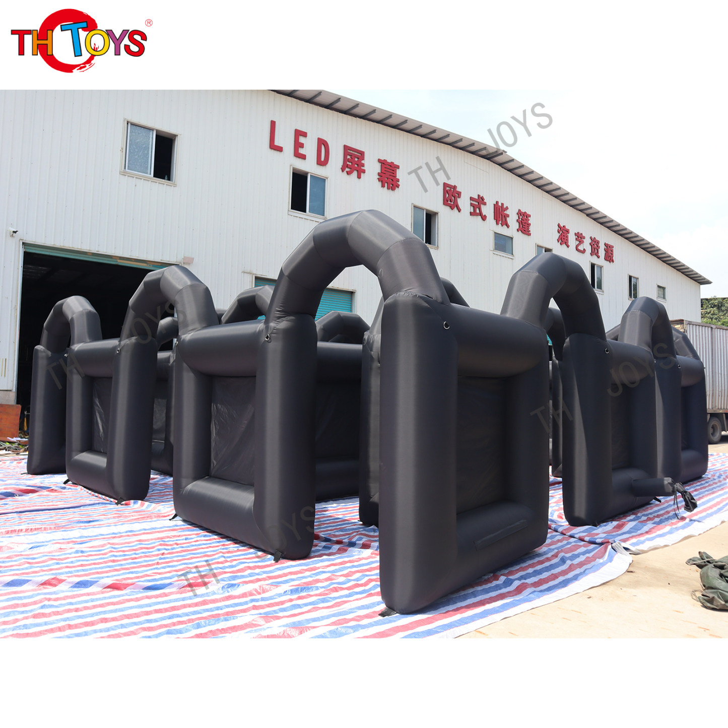 Inflatable Maze02
