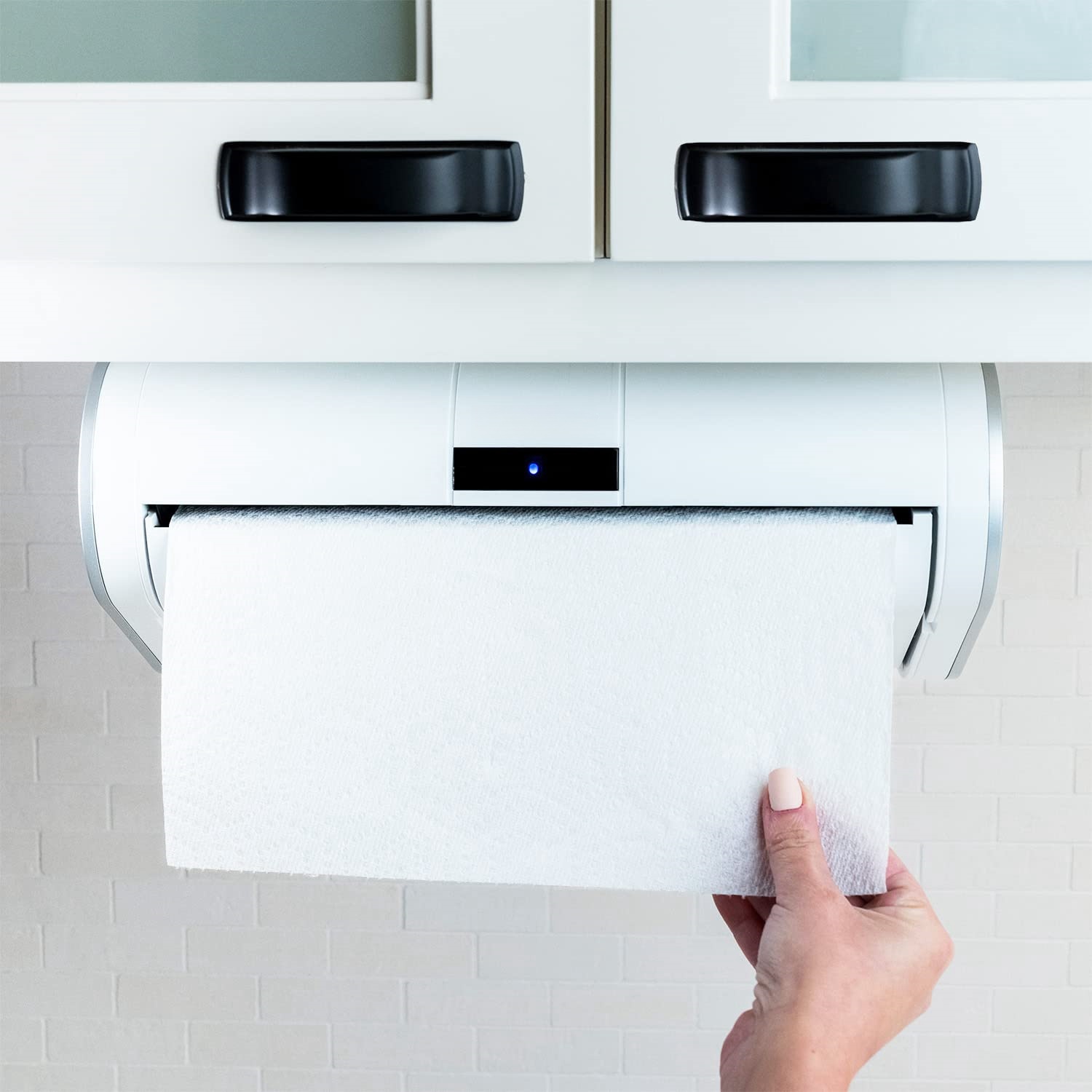 Hanging paper towel online dispenser