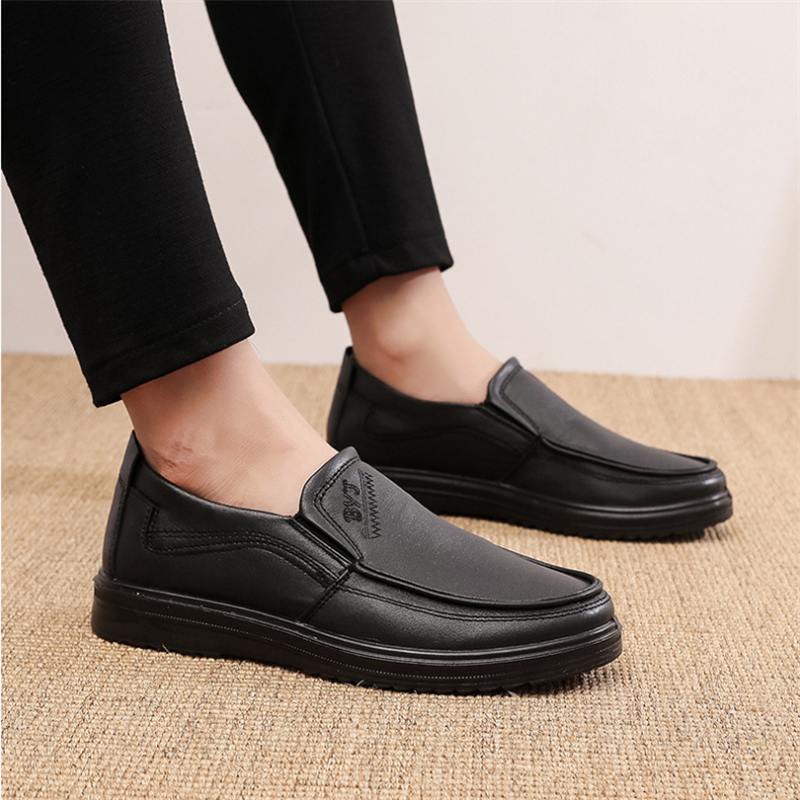 Men's Faux Leather Wide Feet Casual Slip-On Loafers