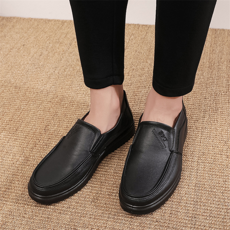 Men's Faux Leather Wide Feet Casual Slip-On Loafers