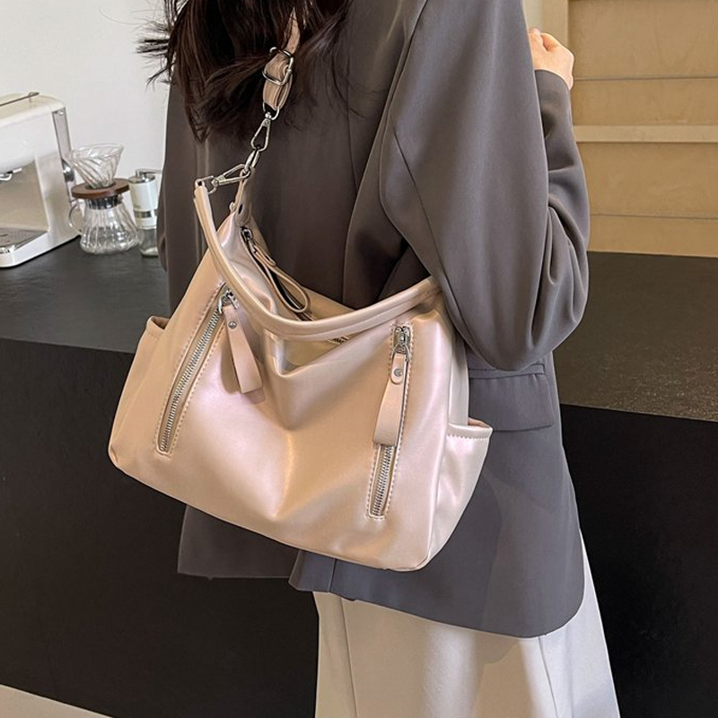 WYSQ7LGBVHZCN4LYCW66-A1.jpg-主图0