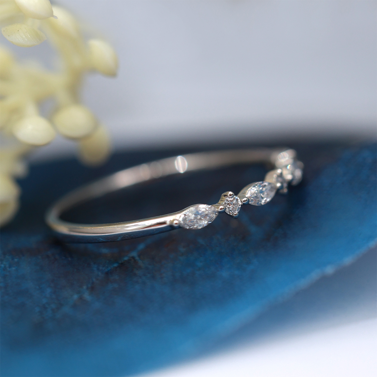 Retro 7 Stone Marquise and Round Cut Bezel Set Lab Grown Diamond Ring in 18k Gold (0.16 Ct Tw)